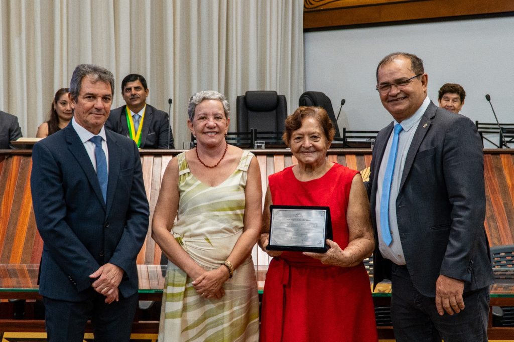 Aleac realiza sessão solene em homenagem aos irmãos peruanos de Puerto Maldonado, Ibéria e Iñapari | Cidade AC News – Notícias do Acre