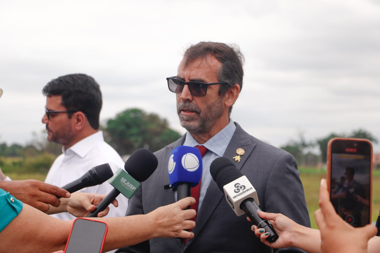 Lancamento da primeira aeronave nao tripulada do Estado 10