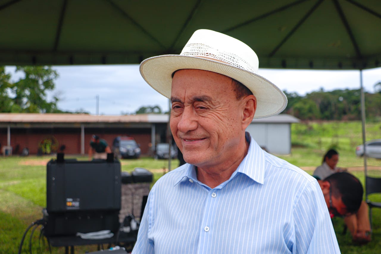 Lancamento da primeira aeronave nao tripulada do Estado 6