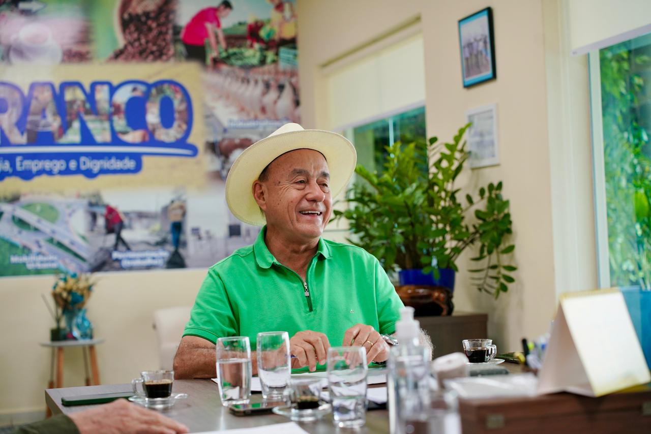 Foto de tião bocalom