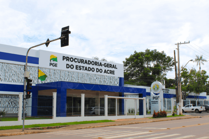 pge-abre-inscricoes-para-cadastro-de-advogados-dativos-no-estado-do-acre
