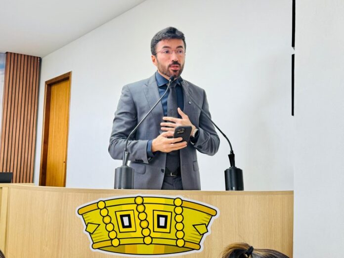 ze-lopes-critica-falta-de-agua-e-precariedade-do-transporte-publico-em-rio-branco ze-lopes-critica-falta-de-agua-e-precariedade-do-transporte-publico-em-rio-branco