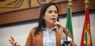 maria-antonia-parabeniza-marechal-thaumaturgo-pelos-33-anos-e-pede-tecnico-para-sala-ortopedica-em-cruzeiro-do-sul