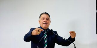 Eber Machado denuncia paralisação de obras e cobra explicações sobre sede da Câmara de Rio Branco eber-machado-denuncia-paralisacao-de-obras-e-cobra-explicacoes-sobre-sede-da-camara-de-rio-branco