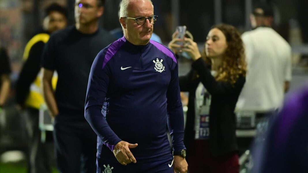 dorival-diz-que-arbitragem-‘rouba-protagonismo-dos-atletas’