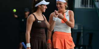 dupla-de-stefani-vira-sobre-atual-campea-e-vai-a-semi-do-wta-finals