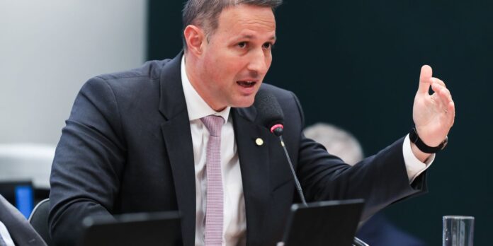 motta-anuncia-derrite-como-relator-do-projeto-antifaccao motta-anuncia-derrite-como-relator-do-projeto-antifaccao