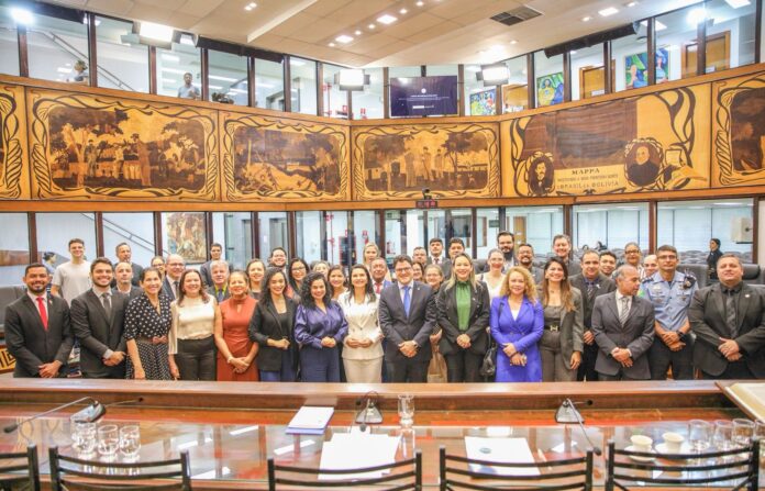 aleac-realiza-sessao-solene-em-homenagem-ao-dia-estadual-das-prerrogativas-da-advocacia