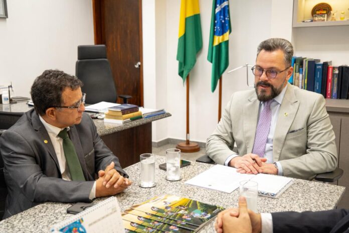 em-reuniao-com-gonzaga,-alan-rick-anuncia-devolucao-de-r$-45-milhoes-para-recuperacao-da-br-364-no-acre