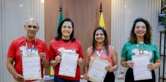 governadora-em-exercicio-mailza-recebe-equipe-dos-correios-e-incentiva-adocao-de-cartinhas-da-campanha-de-natal
