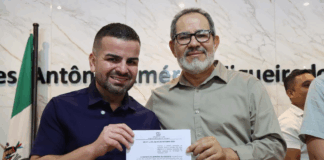 prefeito-rodrigo-damasceno-sanciona-lei-de-protecao-as-maes-atipicas-em-tarauaca