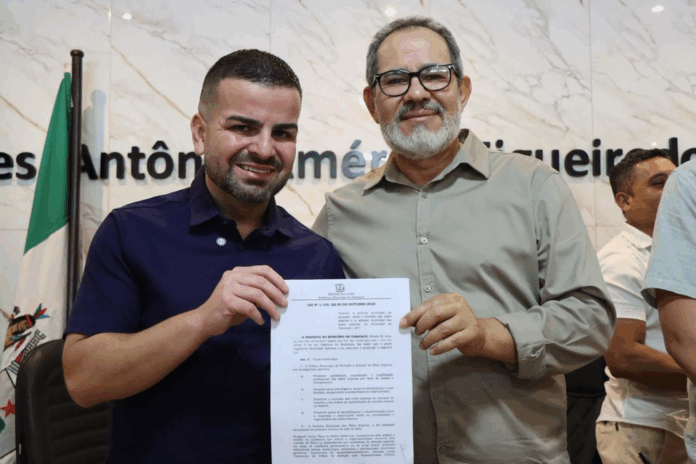 prefeito-rodrigo-damasceno-sanciona-lei-de-protecao-as-maes-atipicas-em-tarauaca