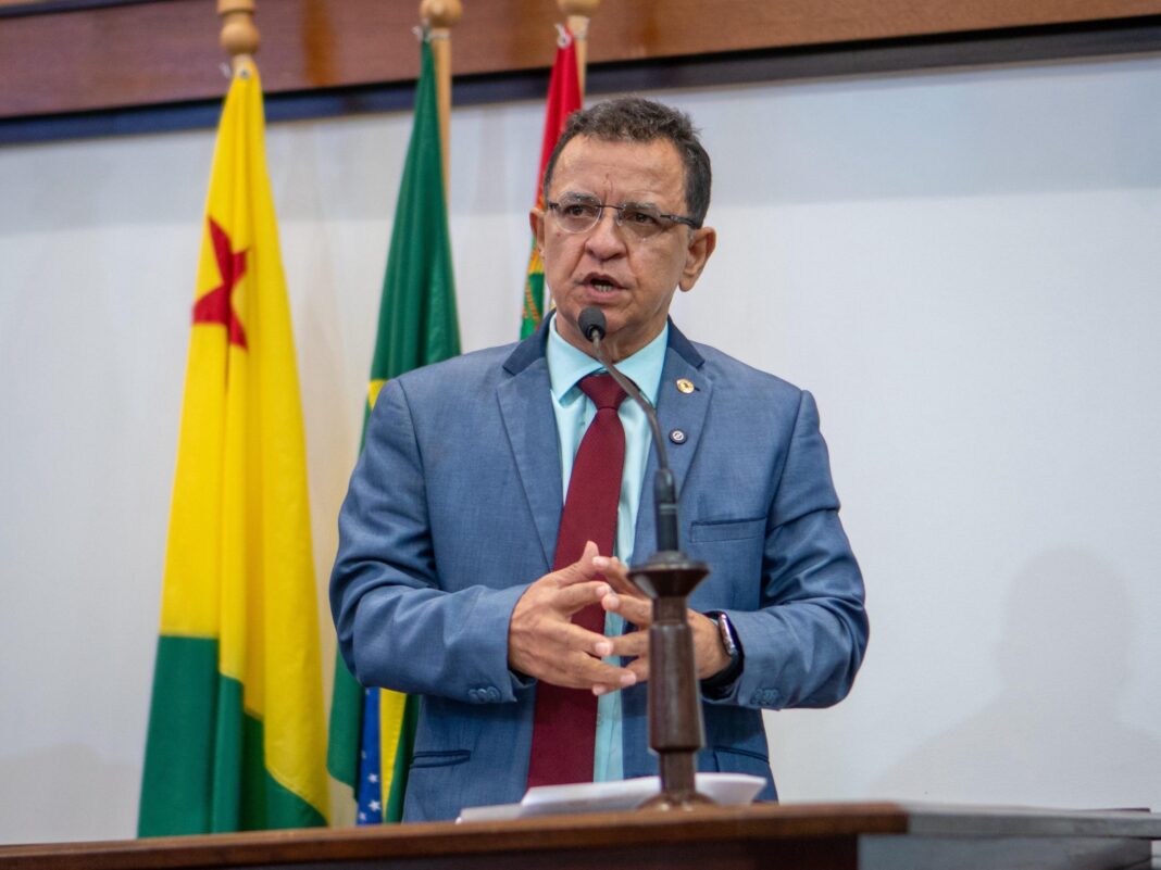 luiz-gonzaga-destaca-avanco-da-producao-de-cafe-no-acre-e-celebra-reconhecimento-nacional