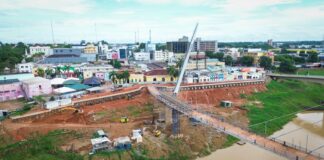 deracre-realiza-concretagem-e-instalacao-de-estacas-para-fortalecer-passarela-joaquim-macedo