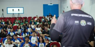 Com biologia cantada e redação certeira, Pré-Enem Legal vira modelo de preparação para provas com aprendizado leve e duradouro com-biologia-cantada-e-redacao-certeira,-pre-enem-legal-vira-modelo-de-preparacao-para-provas-com-aprendizado-leve-e-duradouro