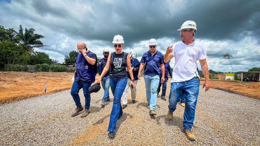 deracre-e-marinha-do-brasil-avaliam-navegacao-e-estrutura-na-reta-final-da-ponte-da-siberia