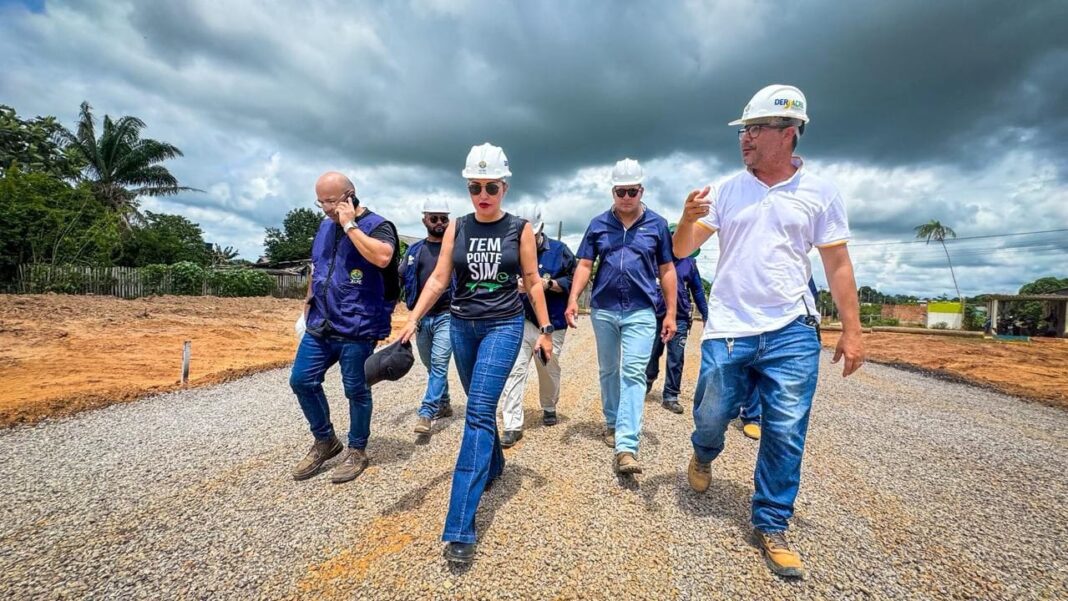 deracre-e-marinha-do-brasil-avaliam-navegacao-e-estrutura-na-reta-final-da-ponte-da-siberia