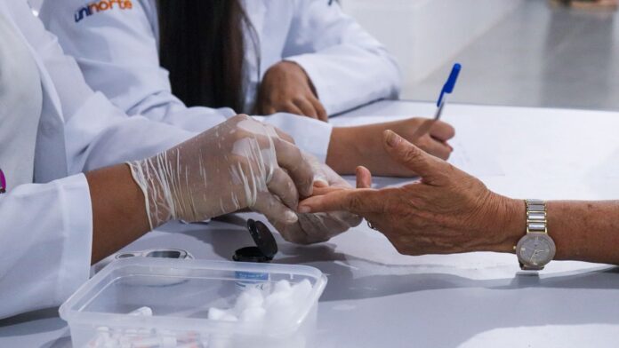 acao-na-urap-maria-barroso-celebra-o-dia-mundial-do-diabetes-com-servicos-gratuitos-a-comunidade acao-na-urap-maria-barroso-celebra-o-dia-mundial-do-diabetes-com-servicos-gratuitos-a-comunidade