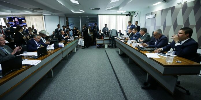 cpmi-cancela-sessao-apos-investigados-apresentarem-atestado-e-hc cpmi-cancela-sessao-apos-investigados-apresentarem-atestado-e-hc