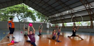 escola-diogo-feijo-fortalece-comunidade-com-escolinhas-de-handebol,-ginastica-ritmica-e-badminton-em-rio-branco