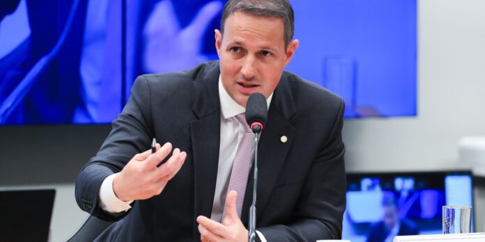 derrite-apresenta-5a-versao-do-pl-antifaccao-apos-criticas-do-governo derrite-apresenta-5a-versao-do-pl-antifaccao-apos-criticas-do-governo