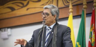 edvaldo-magalhaes-cobra-respeito-ao-compromisso-do-governo-com-plano-de-carreira-da-saude-e-chama-categoria-a-ocupar-a-casa-durante-votacao-do-orcamento