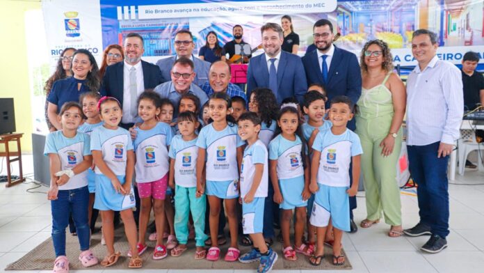 prefeitura-de-rio-branco-reinaugura-e-credencia-escola-municipal-de-ensino-infantil-luiza-carneiro-dantas