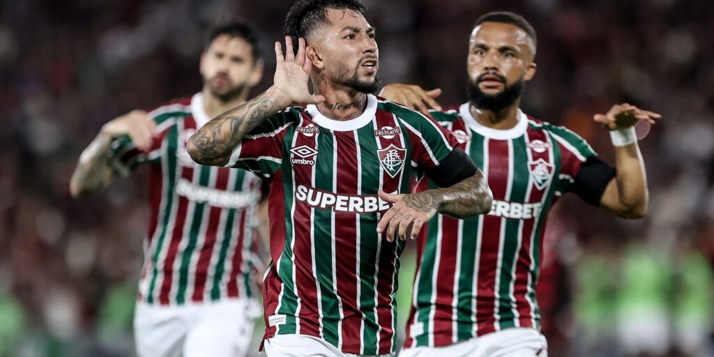 em-um-classico-movimento,-fluminense-derrota-flamengo-no-maracana
