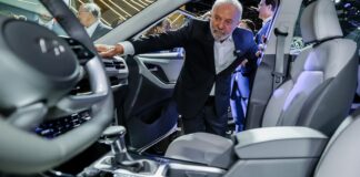 inovacao-e-transicao-energetica:-lula-defende-lideranca-na-industria