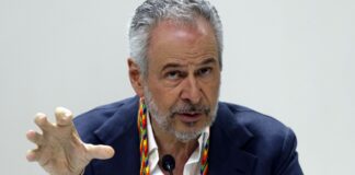 presidente-da-cop30-preve-prolongamento-das-negociacoes-apos-incendio