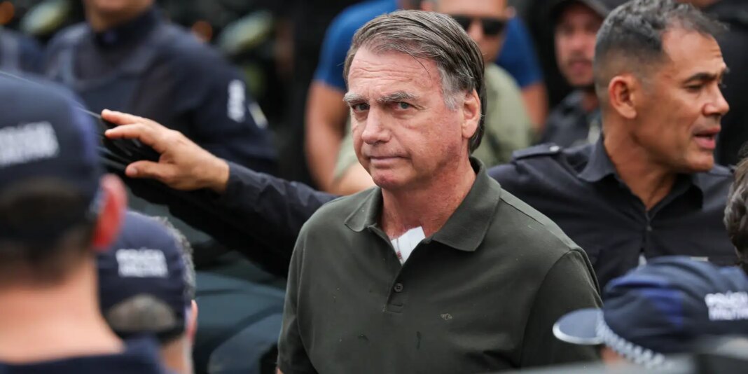 bolsonaro-cita-paranoia-em-audiencia-de-custodia;-prisao-e-mantida