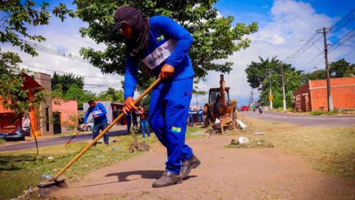 limpeza-e-coleta-de-entulhos-sao-acoes-permanentes-da-prefeitura-de-rio-branco