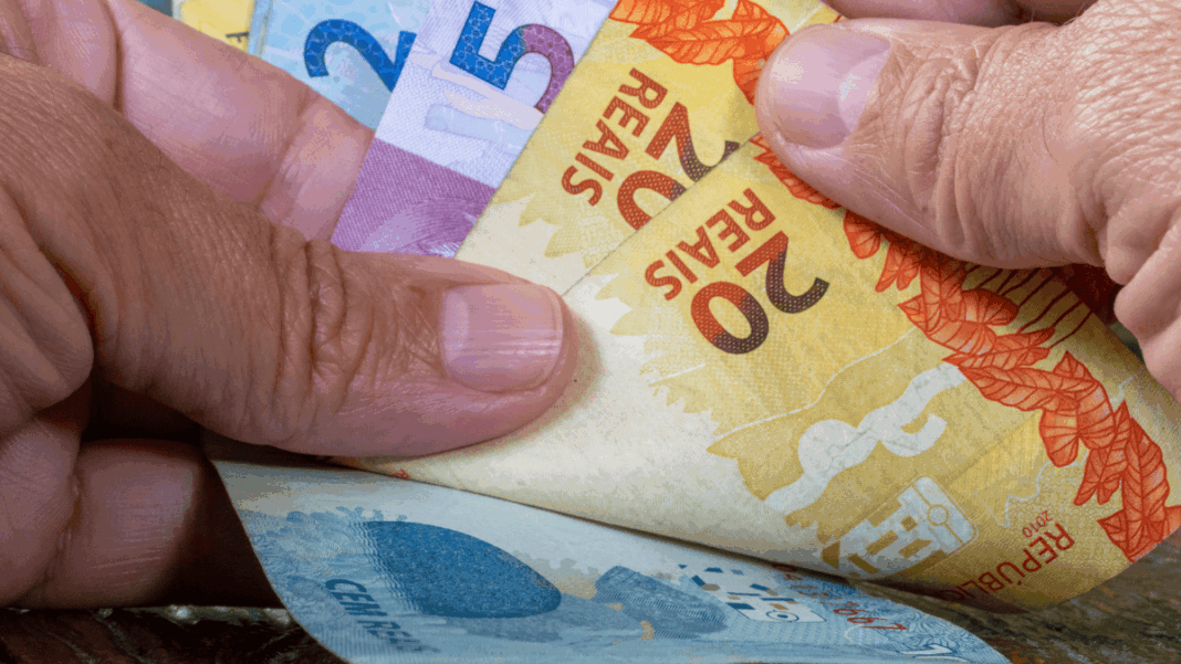 governo-anuncia-pagamento-dos-servidores-para-o-dia-27-de-novembro