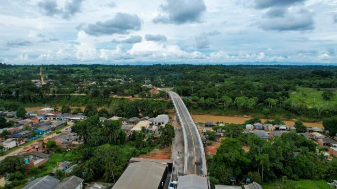 prefeito-de-rio-branco-participa-da-inauguracao-da-ponte-da-siberia-em-xapuri