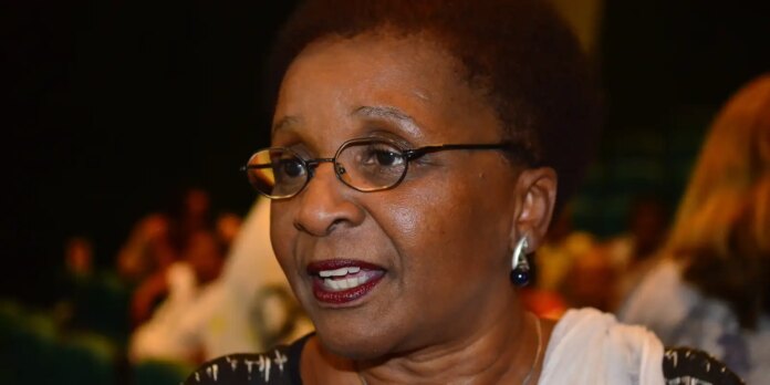 com-lentes-e-voz,-mostra-revisita-trajetoria-de-luiza-bairros