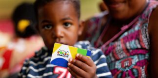 caixa-paga-bolsa-familia-a-beneficiarios-com-nis-de-final-7