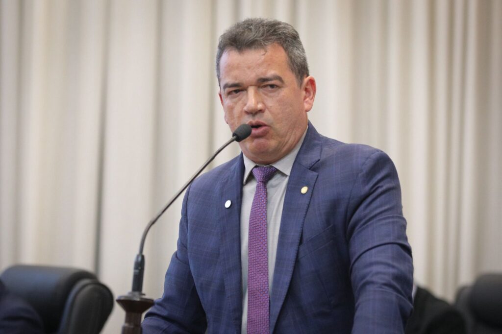 André Vale destaca parceria para levar internet ao Hospital Regional de Brasileia e celebra inauguração da Ponte da Sibéria – Cidade AC News andre-vale-destaca-parceria-para-levar-internet-ao-hospital-regional-de-brasileia-e-celebra-inauguracao-da-ponte-da-siberia