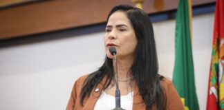 maria-antonia-destaca-agenda-em-marechal-thaumaturgo-e-reforca-compromisso-com-populacoes-ribeirinhas-e-povos-indigenas