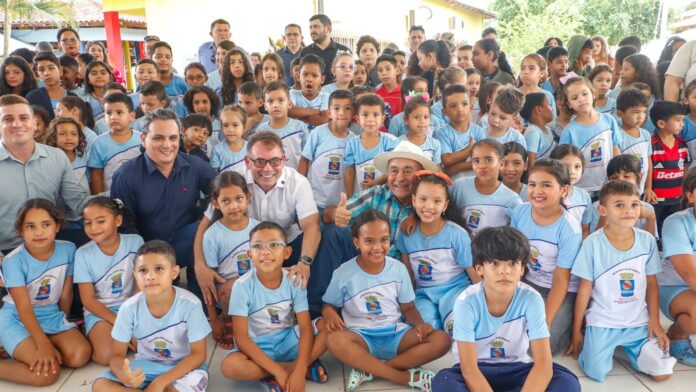 escola-mauricila-sant’ana-recebe-credenciamento-e-marca-avanco-historico-na-educacao-da-zona-rural-de-rio-branco escola-mauricila-sant’ana-recebe-credenciamento-e-marca-avanco-historico-na-educacao-da-zona-rural-de-rio-branco
