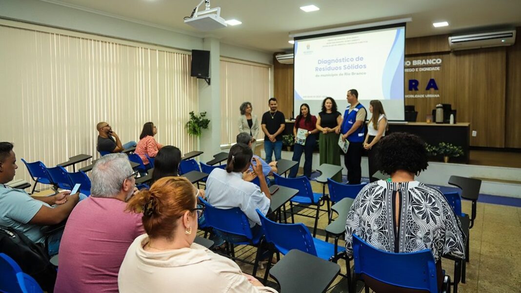 prefeitura-de-rio-branco-apresenta-diagnostico-de-residuos-solidos-e-destaca-impactos-ambientais-na-capital