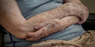 vigilancia-sanitaria-fecha-abrigo-com-idosos-em-condicoes-precarias