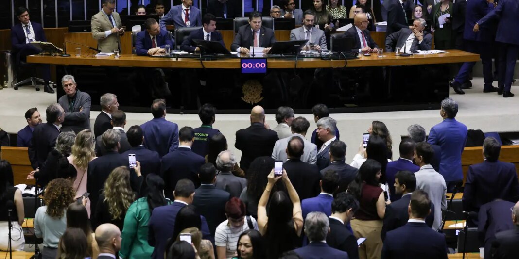 congresso-rejeita-52-vetos-ao-pl-do-licenciamento-ambiental