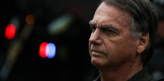 pl-suspende-atividades-partidarias-e-salario-de-bolsonaro