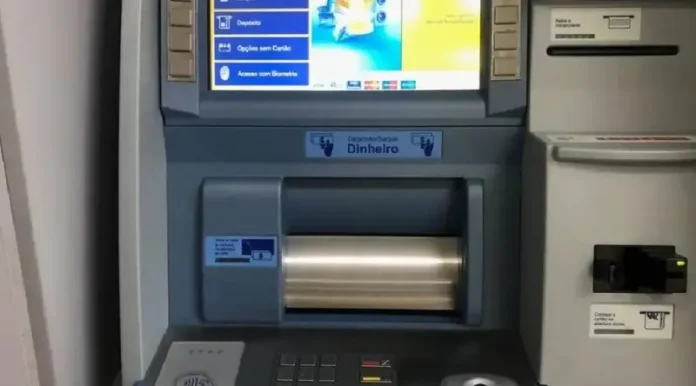 homens-tentam-arrombar-caixa-eletronico-em-posto-de-combustivel-de-cruzeiro-do-sul