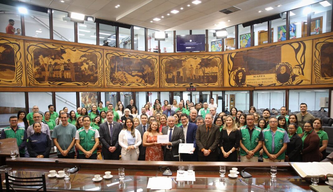 aleac-realiza-sessao-solene-pelos-20-anos-do-acreprevidencia-e-destaca-avancos-do-orgao