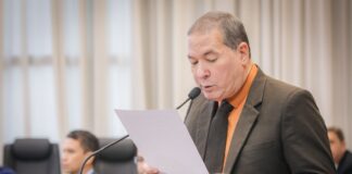 chico-viga-destaca-avanco-institucional-e-importancia-dos-20-anos-da-acreprevidencia