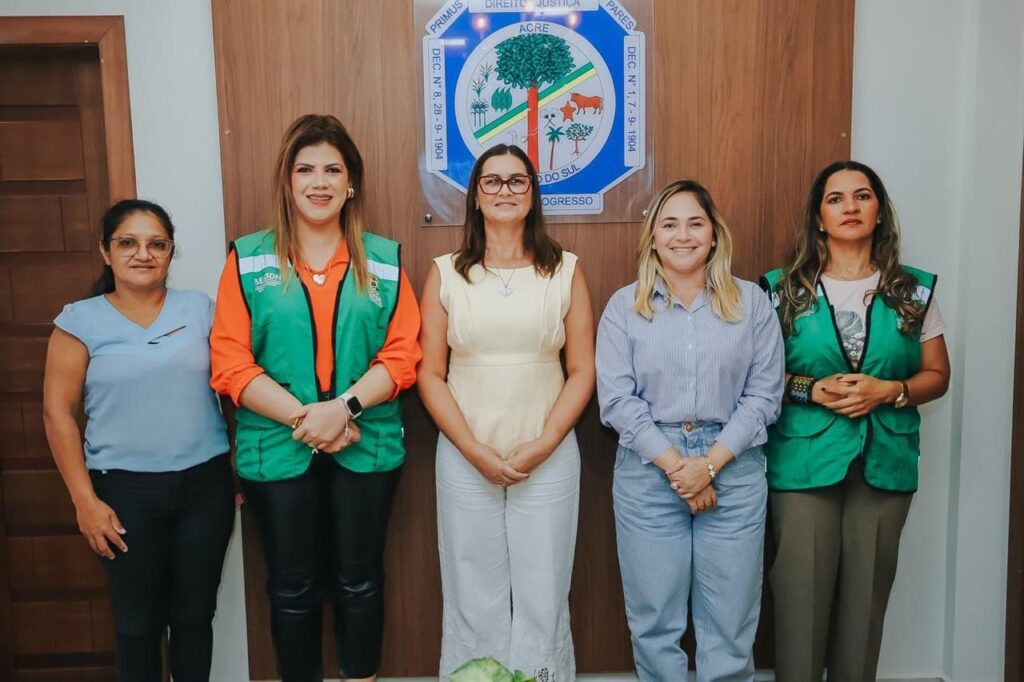 centro-de-direitos-humanos-do-estado-orienta-gestores-e-cinco-municipios-aderem-ao-novo-nucleo