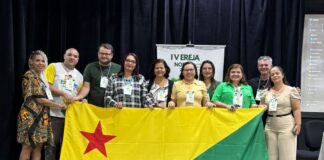 Representantes acreanos discutem experiências para melhorar educação no Acre. Foto: Cedida.