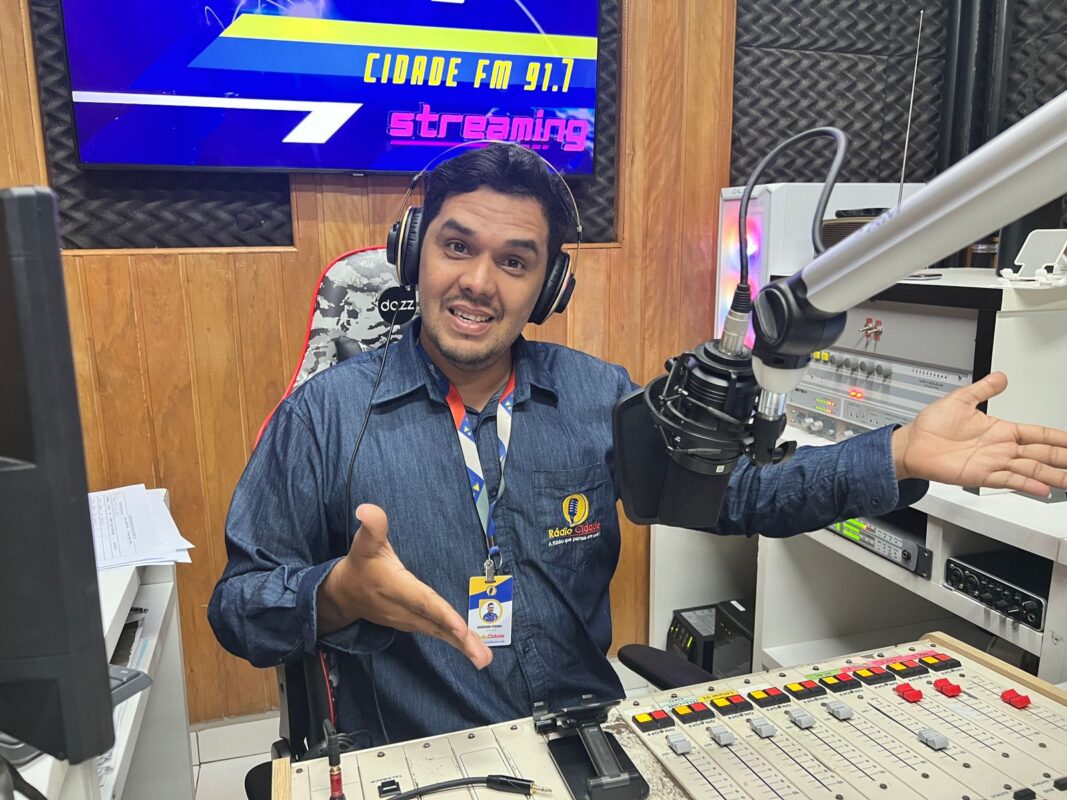 Rádio Cidade FM celebra o Dia do Radialista com emoção, gratidão e as vozes que fazem o Acre pulsar – Cidade AC News Foto: Arquivo Pessoal