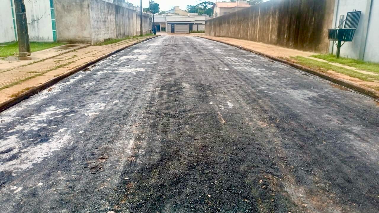 Foto de asfaltamento 